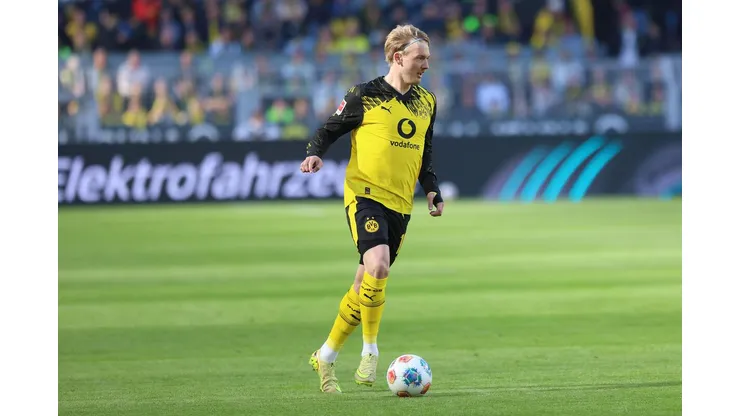 Copyright: Eibner-Pressefoto / Alamy Stock Photo GER, Borussia Dortmund gegen SC Freiburg, Fussball, 1.Liga, 31.Spieltag, Spielzeit 2025/2026, 26.04.2026 DFL REGULATIONS PROHIBIT ANY USE OF PHOTOGRAPHS AS IMAGE SEQUENCES AND/OR QUASI-VIDEO Foto: Eibner-Pressefoto/Frank Zeising