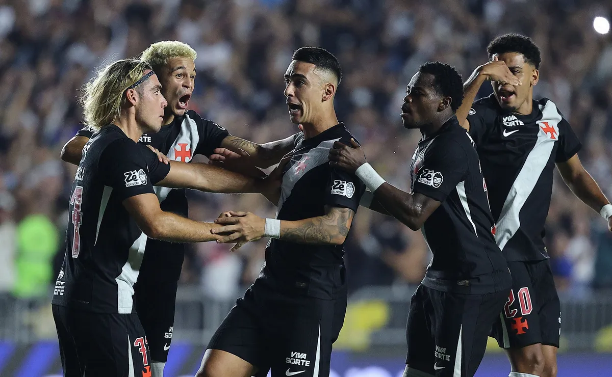 Vidente aponta energia positiva para o Vasco contra o Olimpia em partida da Sul-Americana