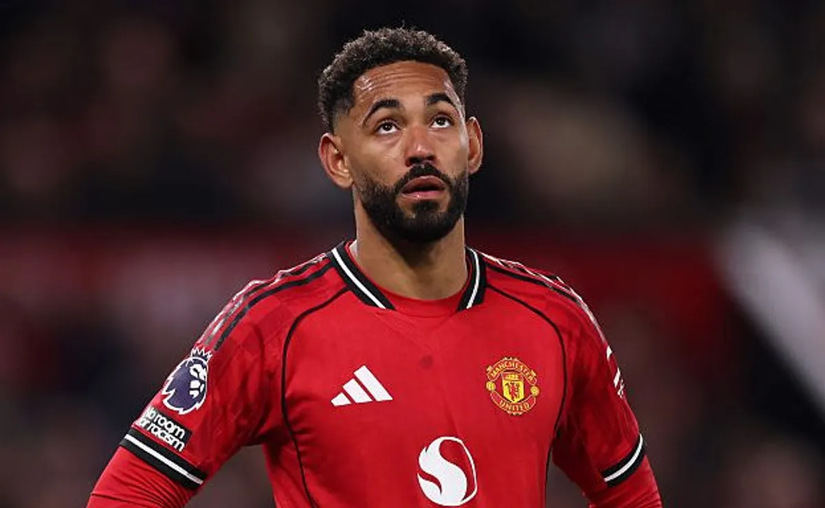 Matheus Cunha vira caso especial no United após problema no quadril