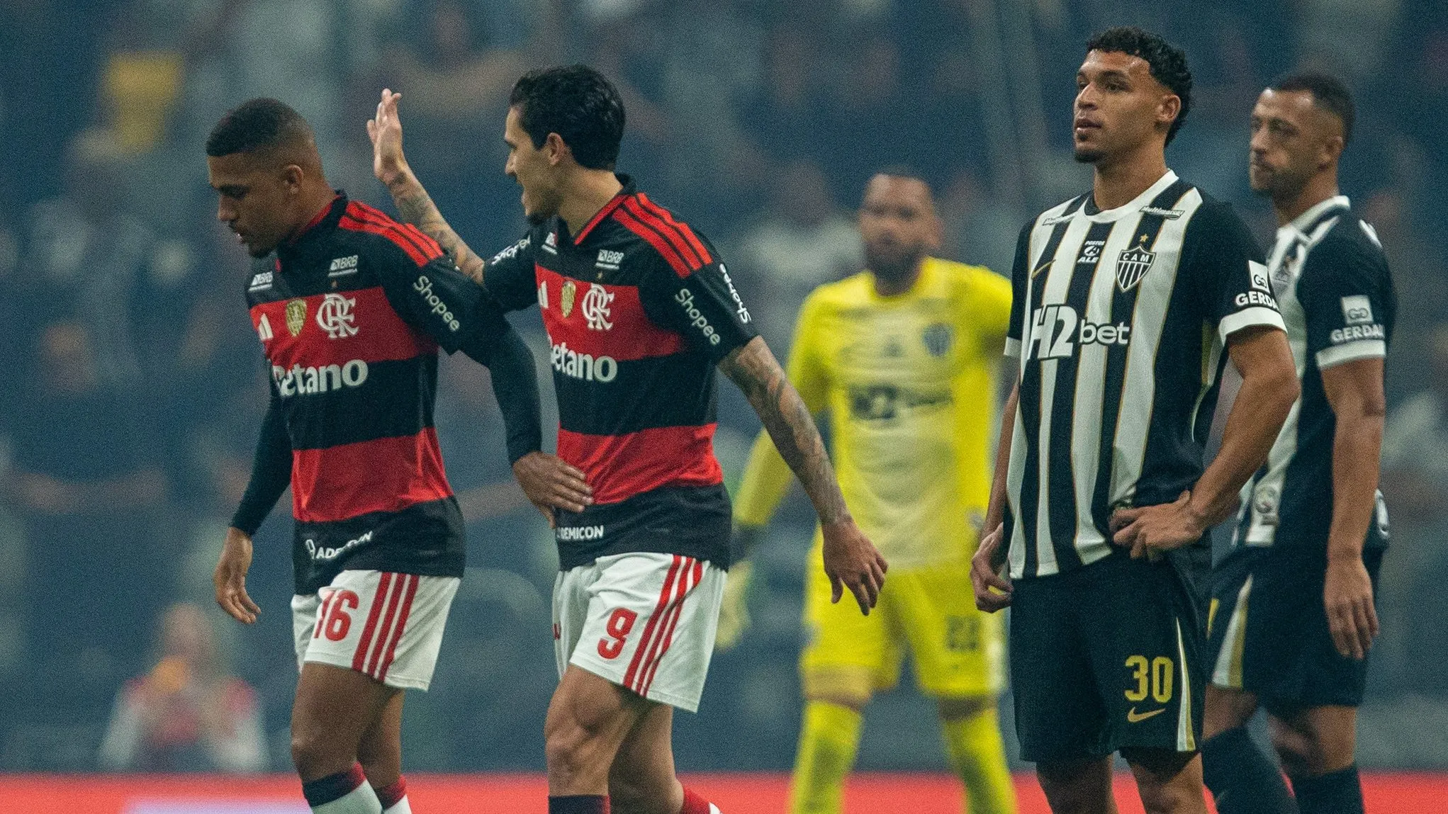 Atlético-MG foi goleado pelo Flamengo no Brasileirão - Foto: Fernando Moreno/AGIF.