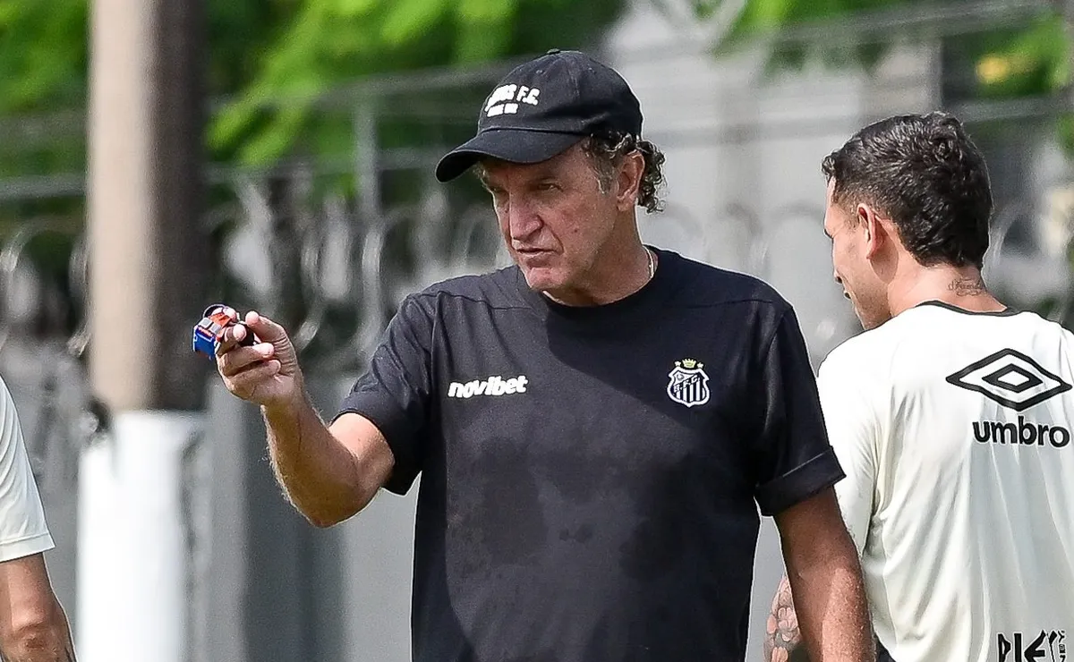 Cuca tem pior aproveitamento no Santos após 10 jogos desde retorno de Marcelo Teixeira