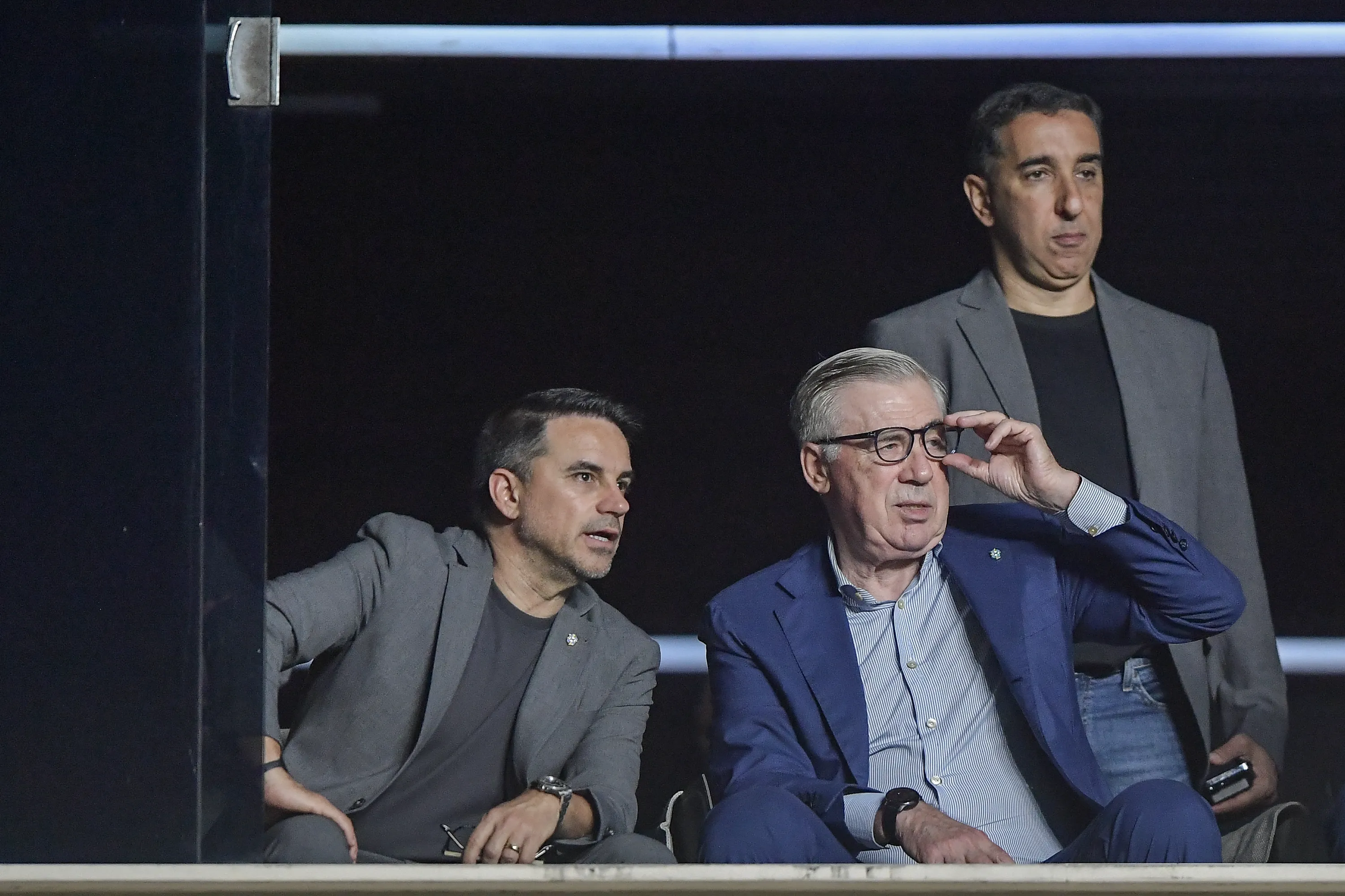 RJ – RIO DE JANEIRO – 02/11/2025 – BRASILEIRO A 2025, VASCO X SAO PAULO -Carlo Ancelotti tecnico da Selecao Brasileira visto antes da partida entre Vasco e Sao Paulo no estadio Sao Januario pelo campeonato Brasileiro A 2025. Foto: Thiago Ribeiro/AGIF