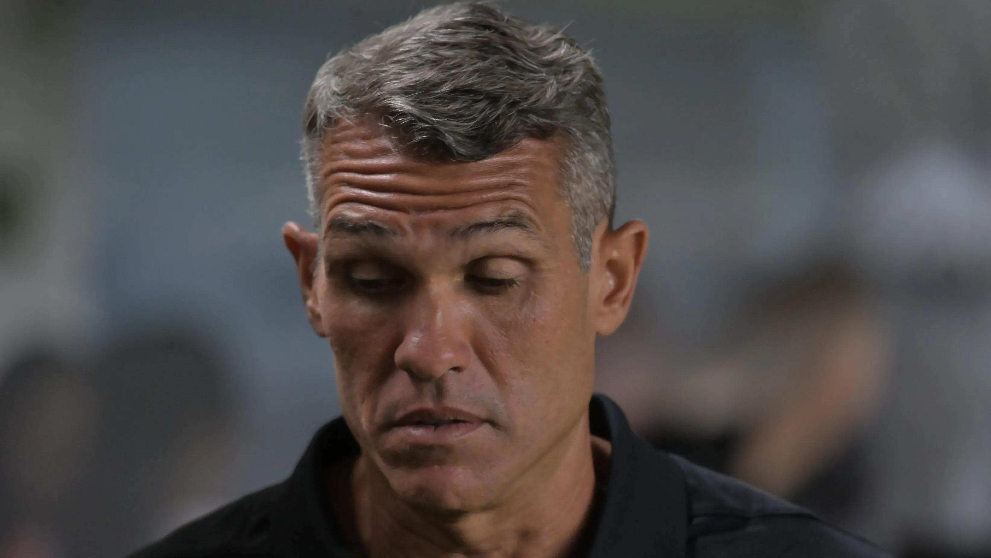 Foto: Jota Erre/AGIF – Lazaroni é membro permanente da comissão técnica do clube carioca.