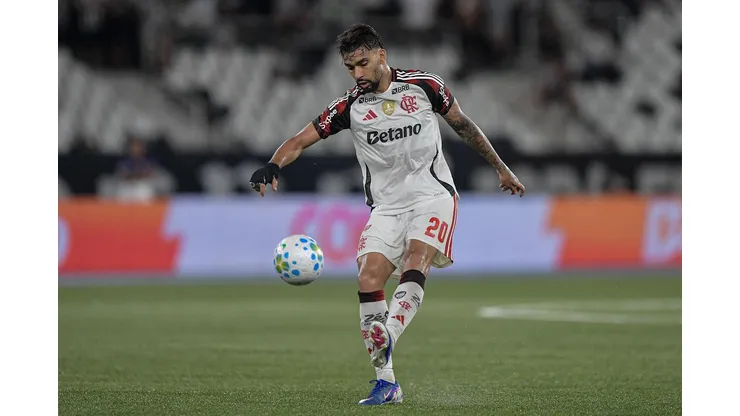 Lucas Paquetá (Flamengo) durante jogo contra o Botafogo, no dia 14.03.2026. Foto: Associated Press / Alamy