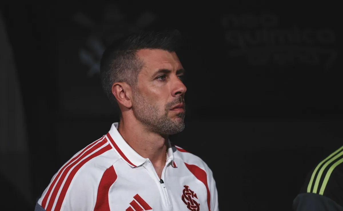 Inter de Pezzolano vira incógnita antes de duelo com Fluminense e mantém mistério na escalação