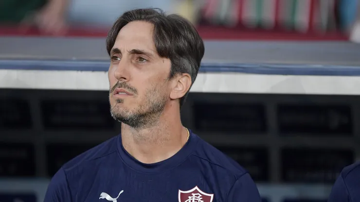 RJ - RIO DE JANEIRO - 26/04/2026 - BRASILEIRO A 2026, FLUMINENSE X CHAPECOENSE - Luis Zubeldia tecnico do Fluminense durante partida contra o Chapecoense no estadio Maracana pelo campeonato Brasileiro A 2026. Foto: Thiago Ribeiro/AGIF
