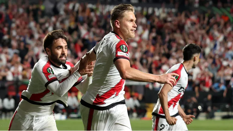 Alexandre Alemão comemorando gol. (Photo by Florencia Tan Jun/Getty Images)