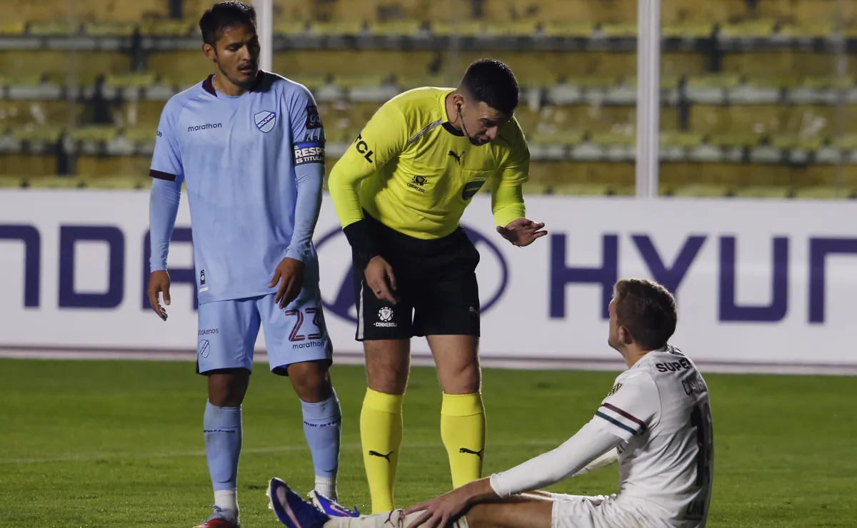 Fluminense perde para o Bolívar por 2 a 0 e se complica na Libertadores