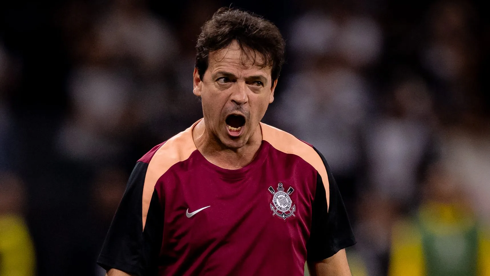 Fernando Diniz em ação contra o Peñarol – Foto: Agência Corinthians – Rodrigo Coca