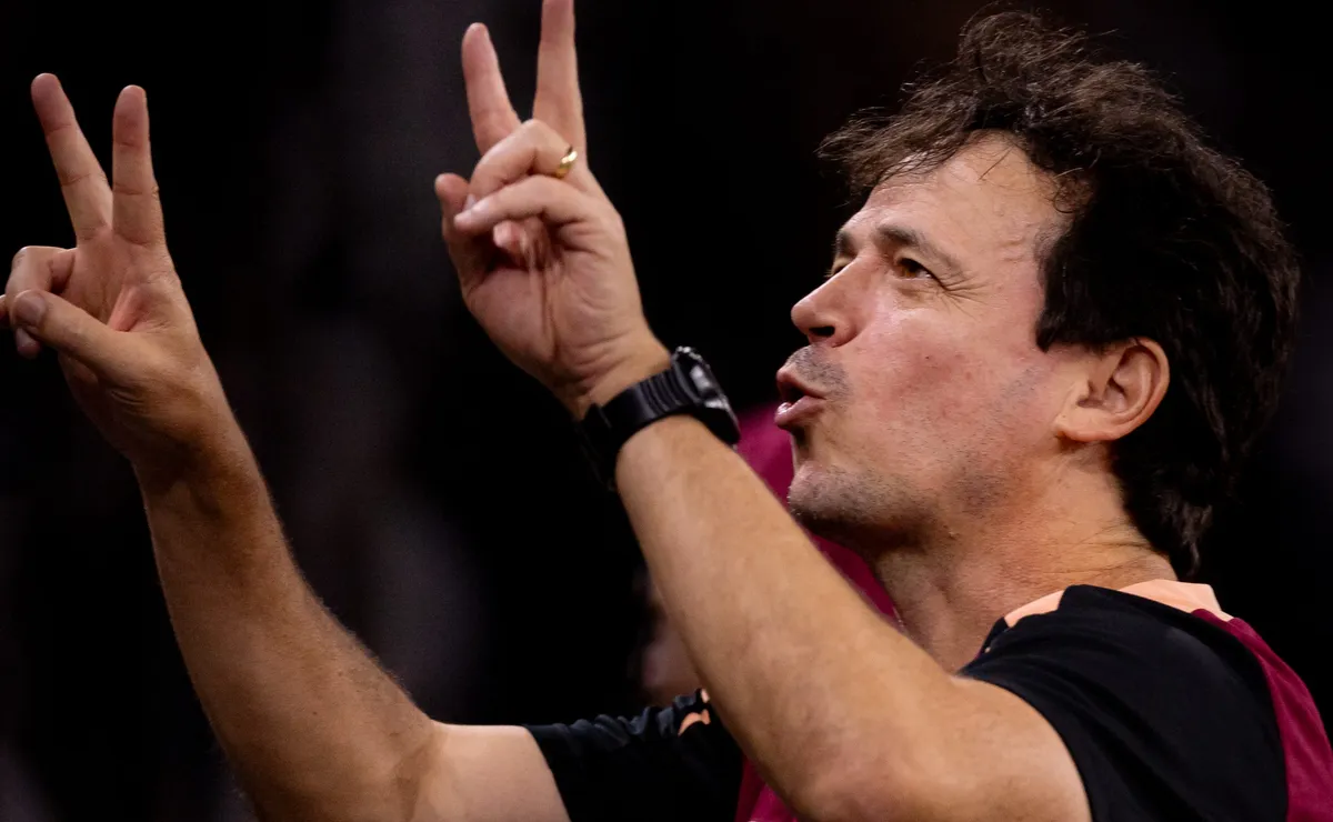 Diniz revela o detalhe no CT do Corinthians que mudou o ambiente do time