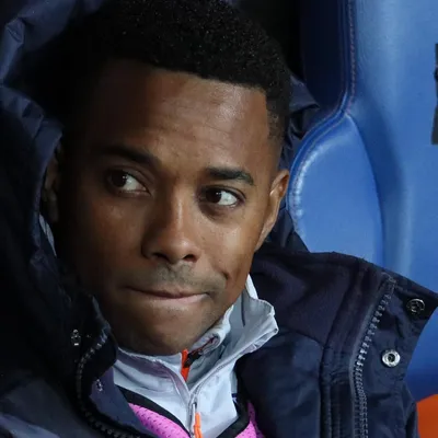 Robinho tenta mais uma cartada para sair da prisão