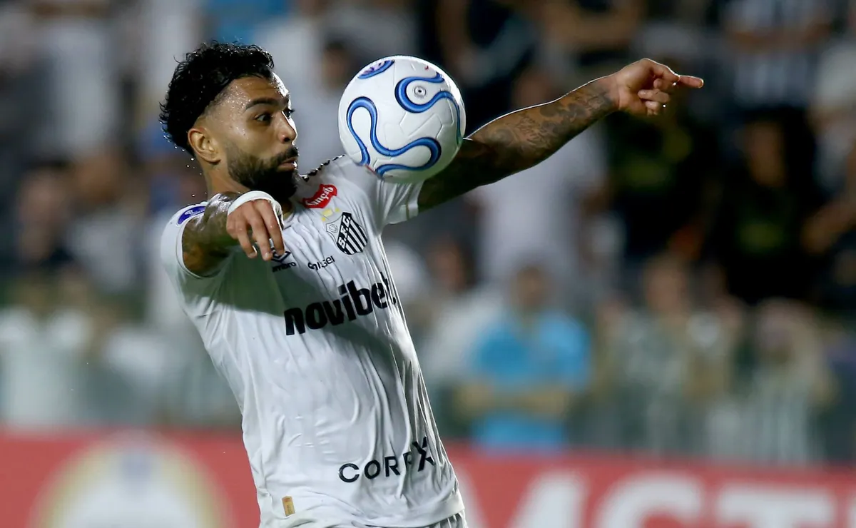 Gabigol encara o sintético sem medo, mas números expõem contraste antes de duelo com o Palmeiras