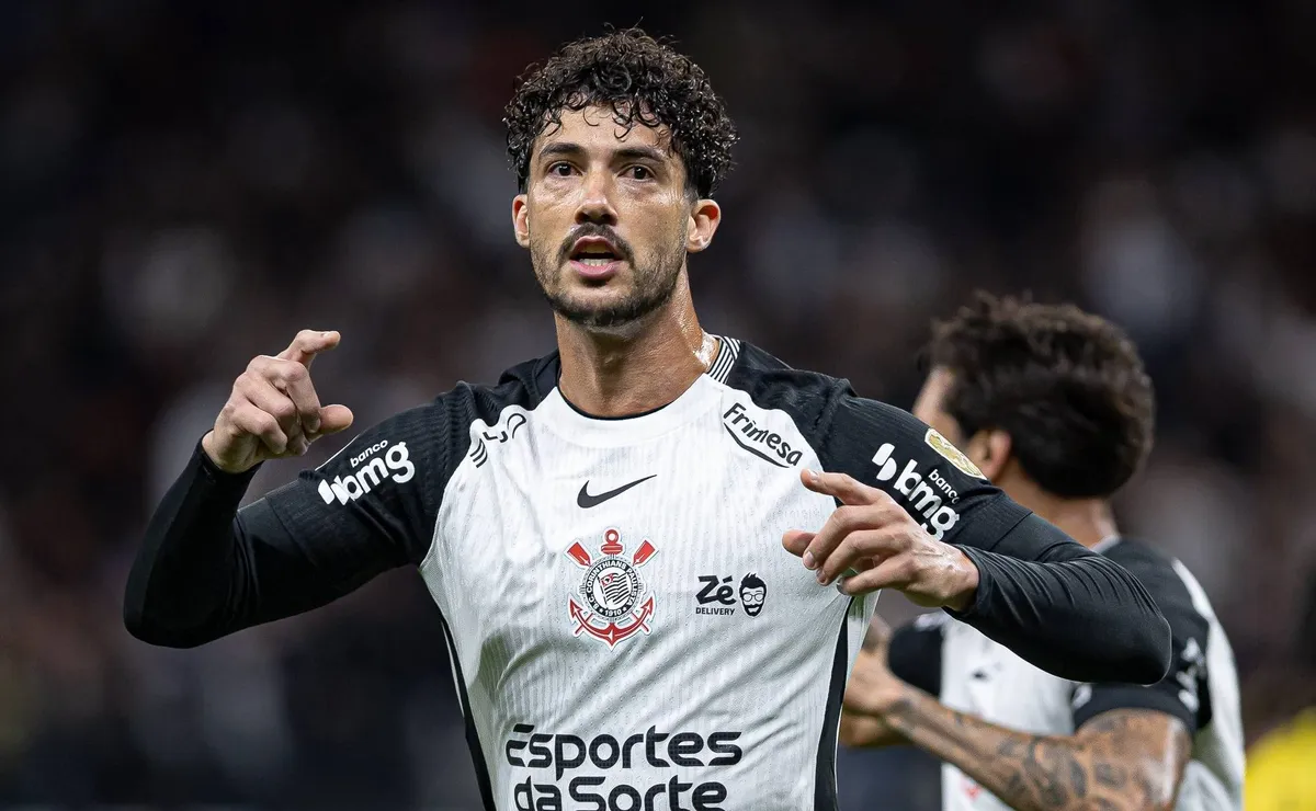 Diniz exalta Gustavo Henrique e diz que zagueiro do Corinthians “teria chance de Copa do Mundo”