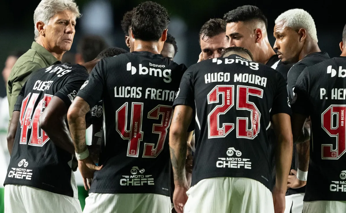 Vasco oscila entre rodízio e repetição rara em início de trabalho do técnico Renato Gaúcho