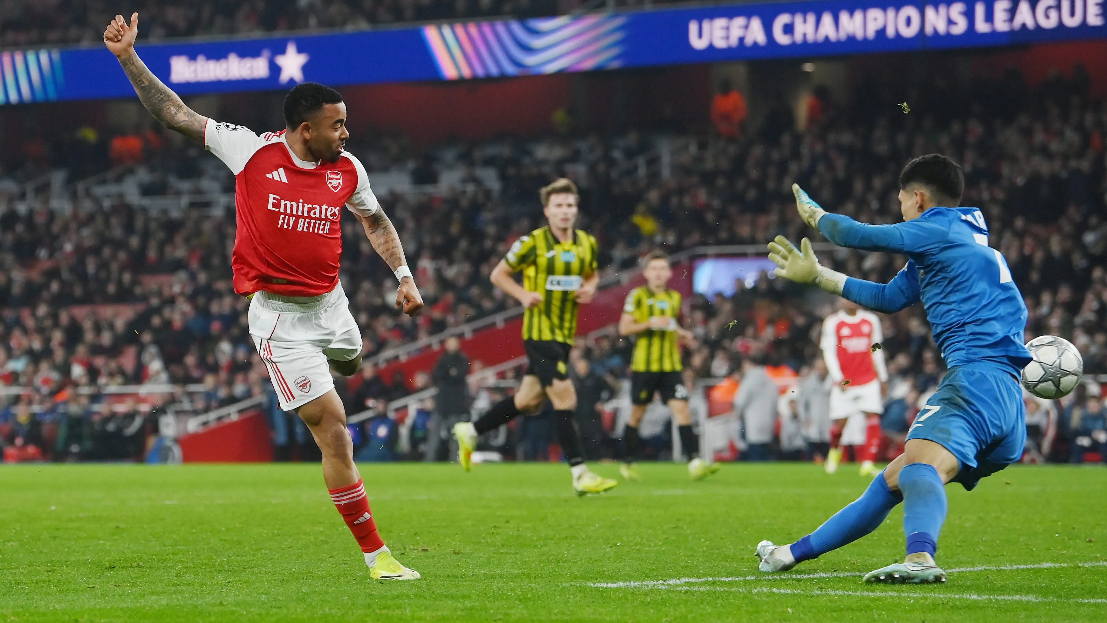 Gabriel Jesus pode jogar na Itália - (Photo by Mike Hewitt/Getty Images).