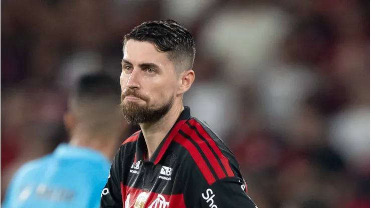 Jorginho jogador do Flamengo durante partida contra o Santos