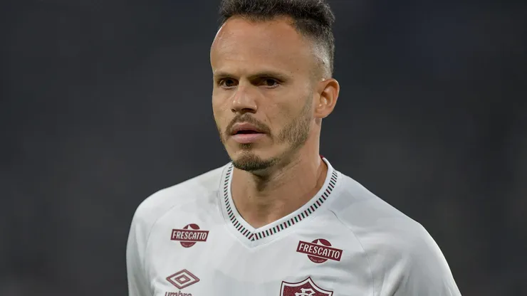 Lateral deu a sua opinião - Foto: Thiago Ribeiro/AGIF.