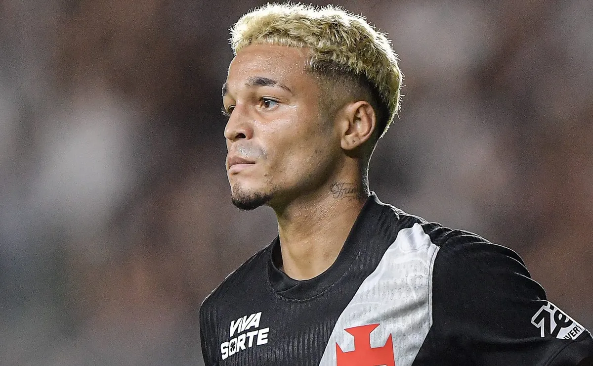 Adson elogia atuação do Vasco na Sul-Americana e valoriza vitória