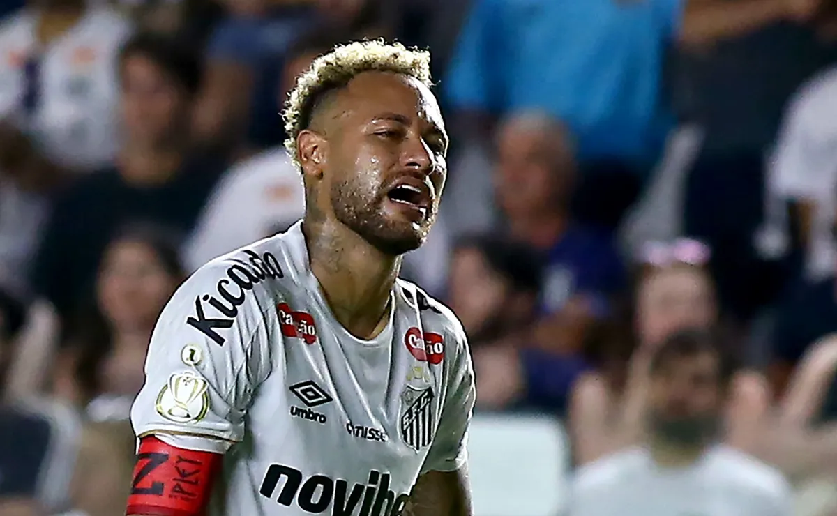 Neymar confirma ausência contra Palmeiras e cria tensão no Santos