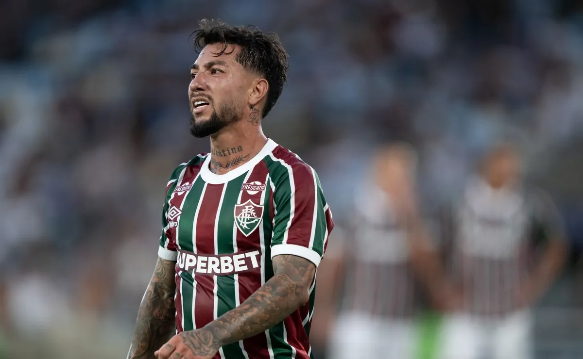 Fluminense vê investimento alto no ataque frustrar, mas encontra solução em Lucho Acosta