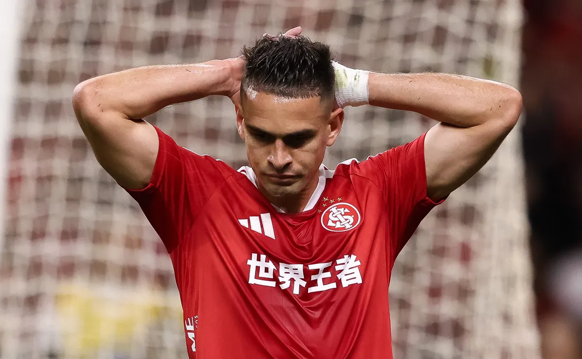 Borré cai de produção no Internacional e pode perder vaga na Copa do Mundo para Kevin Viveros
