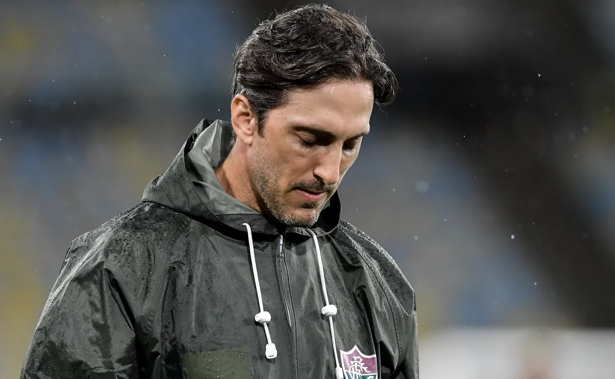 Pressão aumenta e demissão de Zubeldía ganha força no Fluminense