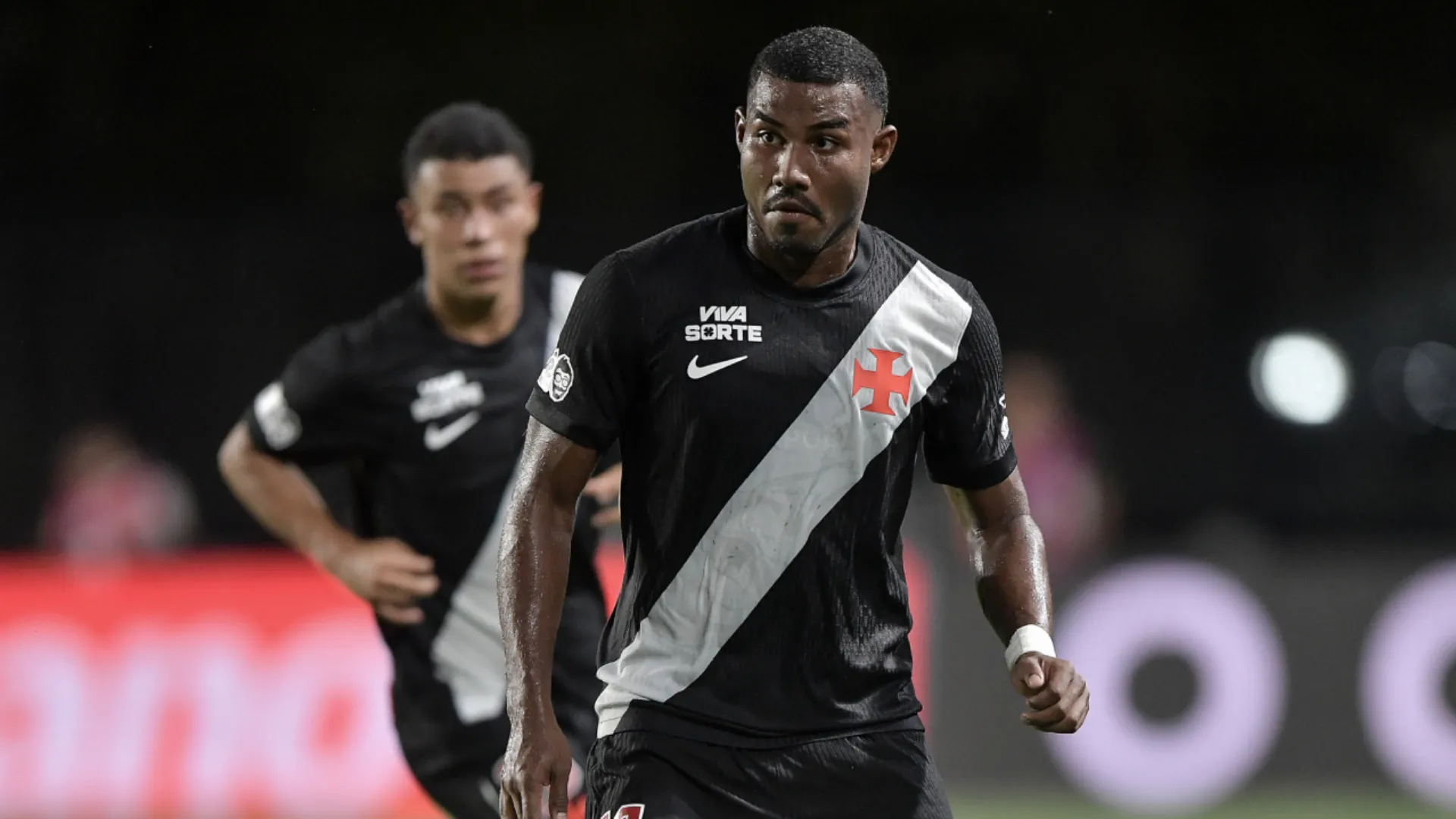 Cuiabano é um dos principais nomes do Vasco em 2026 – Foto: Thiago Ribeiro/AGIF