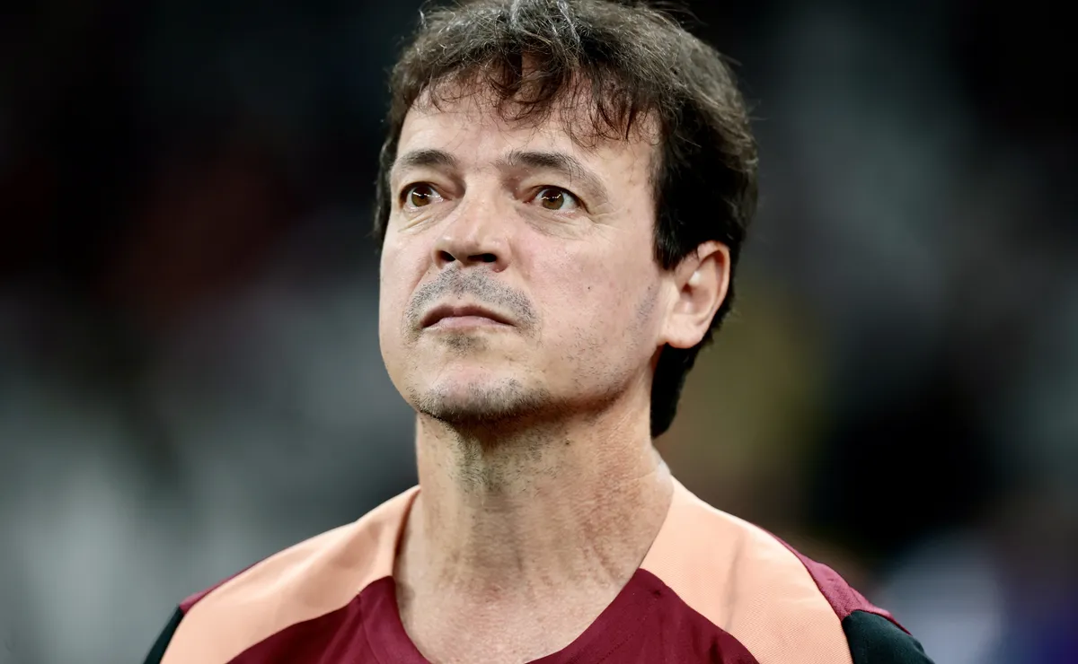 Diniz impõe mudança no Corinthians e bastidor de ataque é exposto