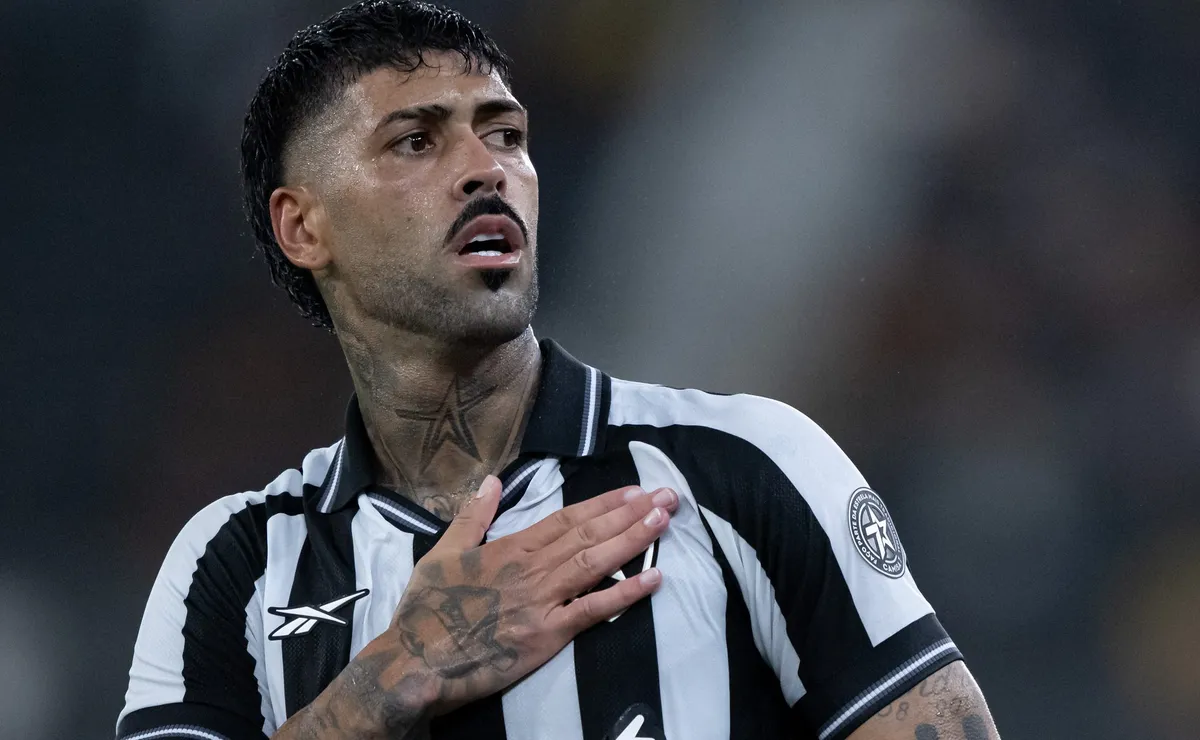 Em negociações com Palmeiras, Barboza segue com proposta para renovar com Botafogo