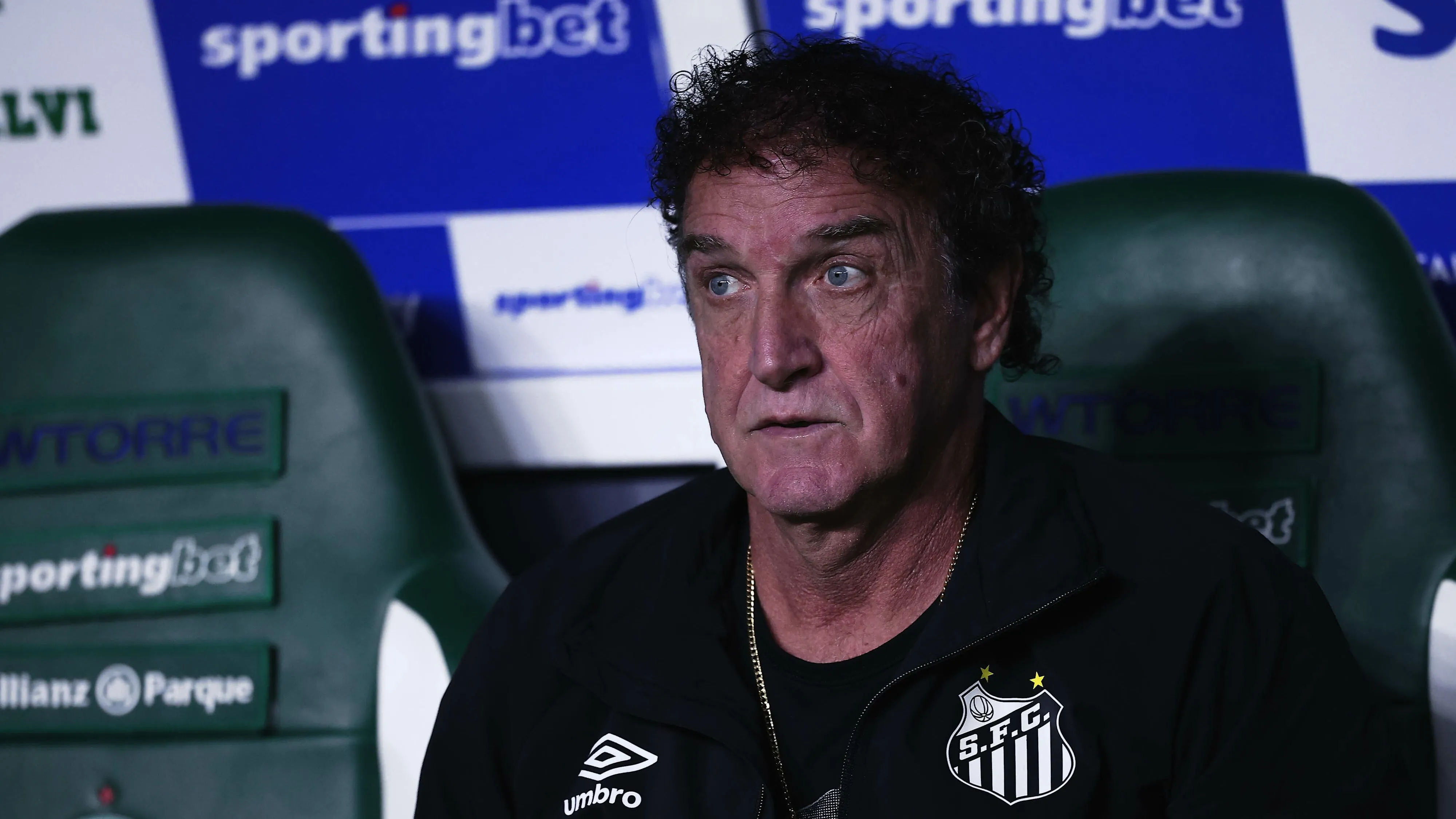Cuca durante o clássico