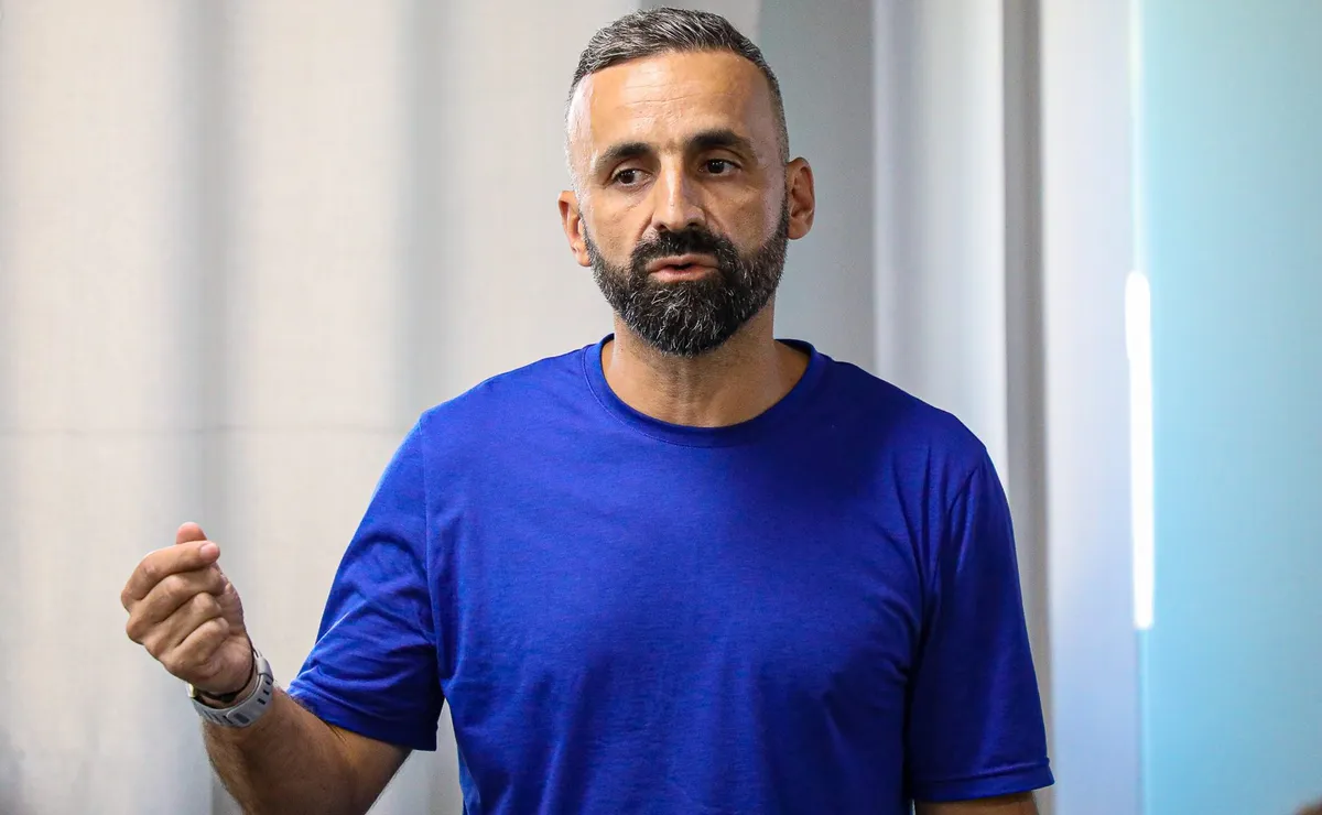 Grêmio de Vítor Severino não aproveita vantagem numérica e empata com Athletico fora de casa pelo Brasileirão