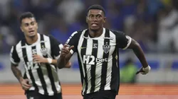 Cassierra jogador do Atlético-MG comemora seu gol durante partida contra o Cruzeiro. Foto: Gilson Lobo/AGIF