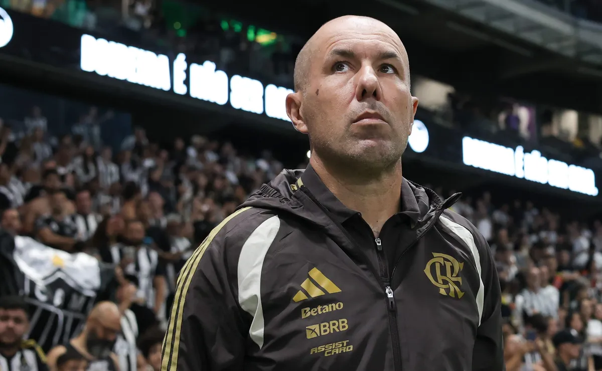 Flamengo divulga relacionados com quatro desfalques para clássico contra o Vasco