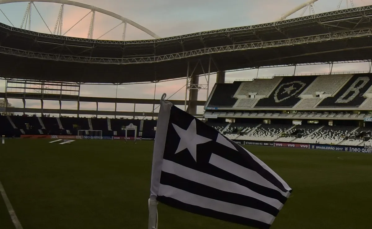 Botafogo x Bragantino: Gloriosas buscam fôlego contra o Z-4 em duelo no Nilton Santos