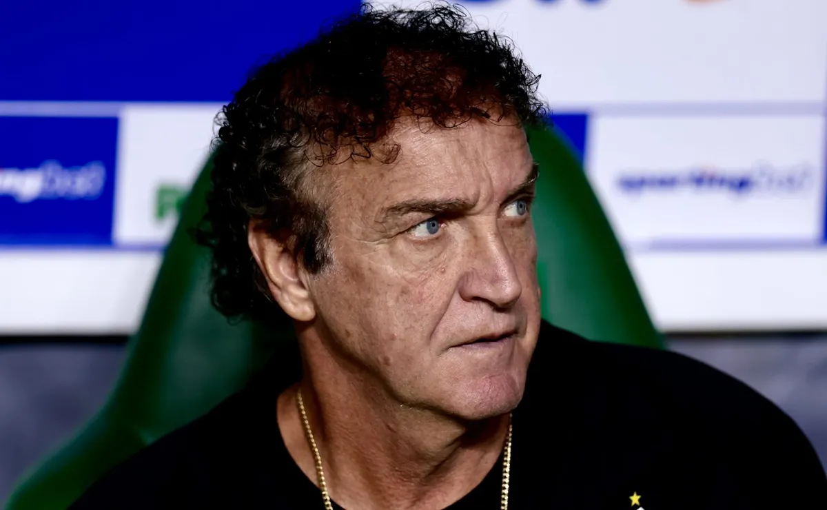 Cuca ganha nova preocupação e Thaciano se torna dúvida para Santos x Bragantino