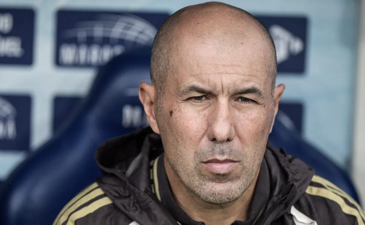 Leonardo Jardim falha em estratégia, Flamengo recua e Vasco busca empate heroico no Maracanã