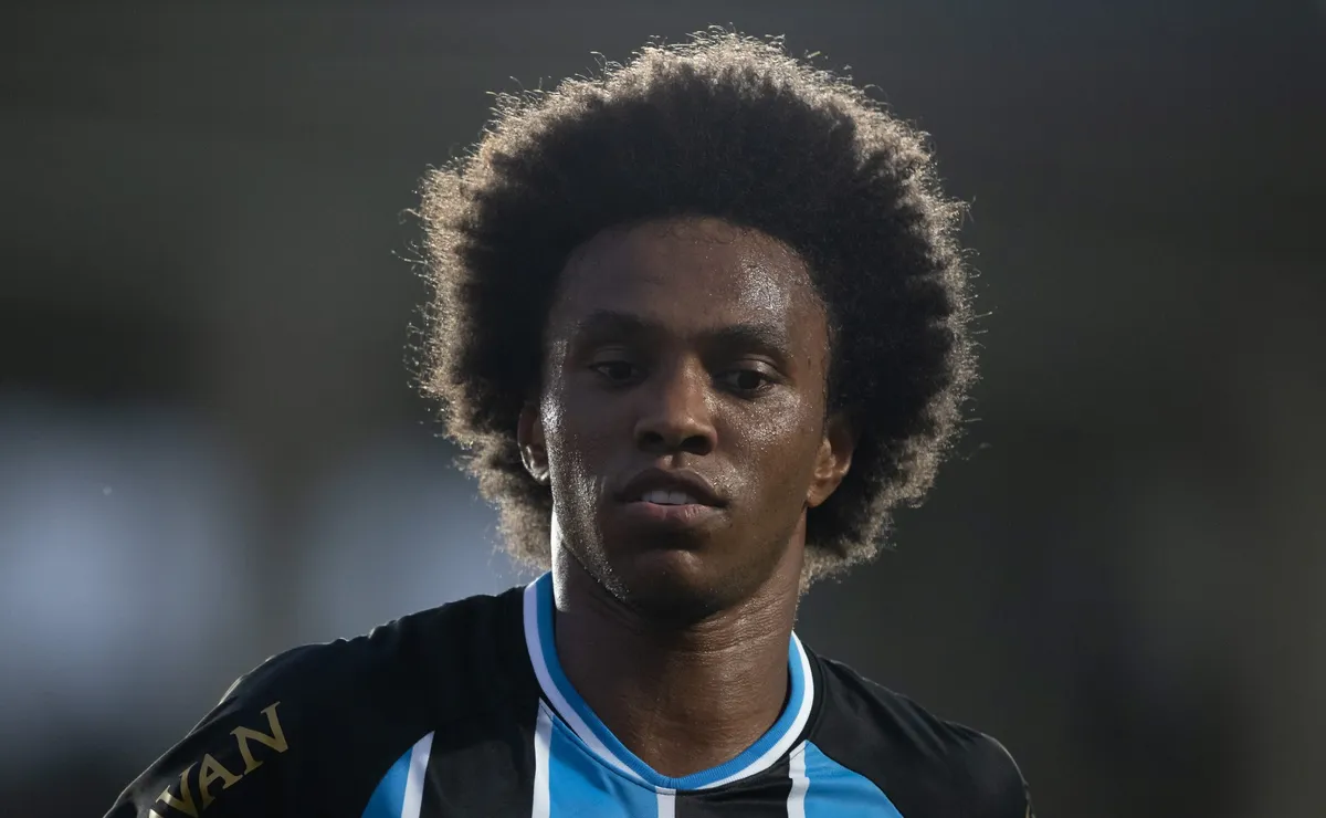 Willian lamenta empate do Grêmio contra o Athletico-PR e valoriza ponto fora de casa