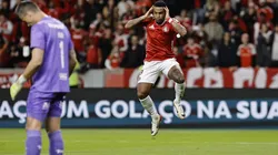 Alerrandro aproveitou rebote para marcar o segundo gol do Internacional