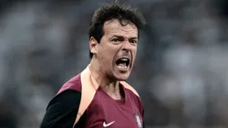 Fernando Diniz perde a paciência com o árbitro Matheus Candaçan