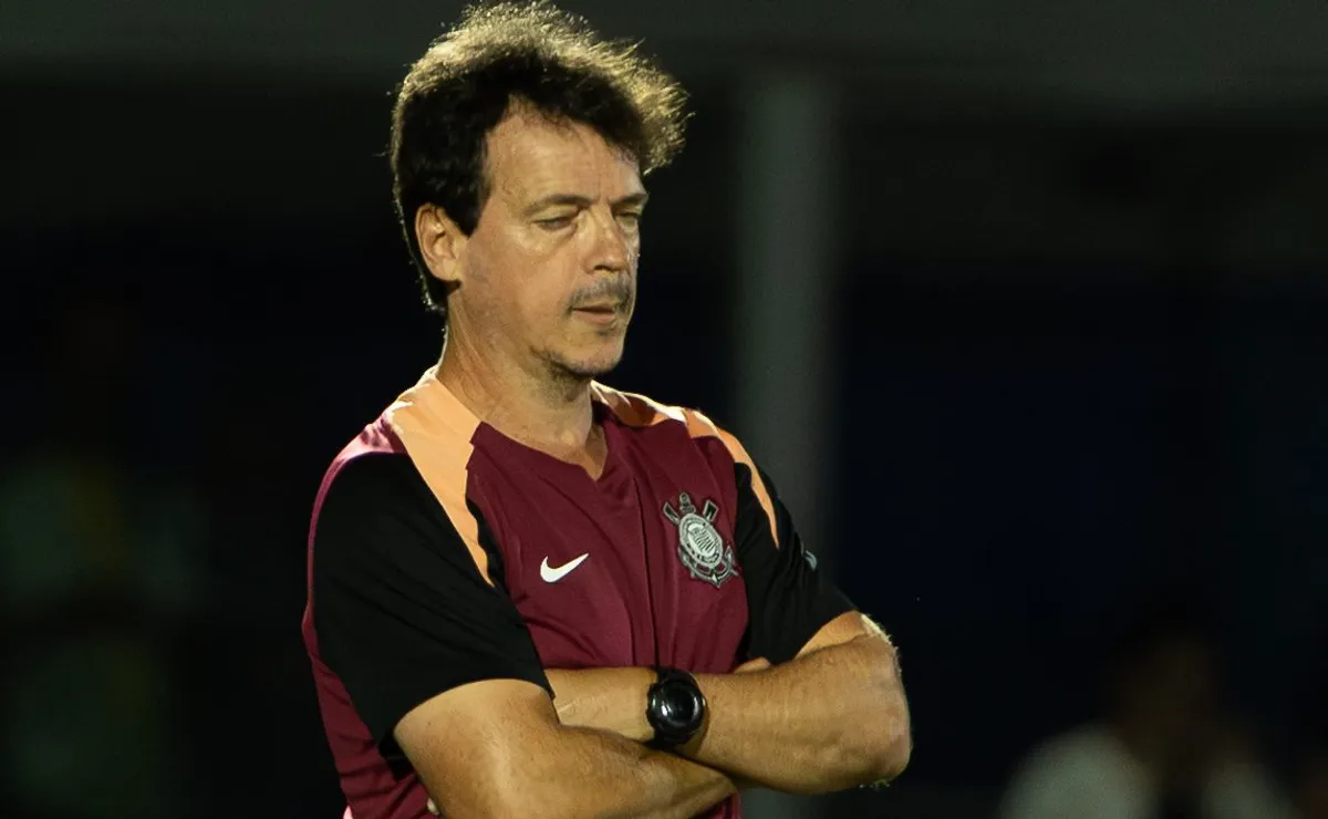 Fernando Diniz desabafa sobre arbitragem em derrota do Corinthians para o Mirassol pelo Brasileirão