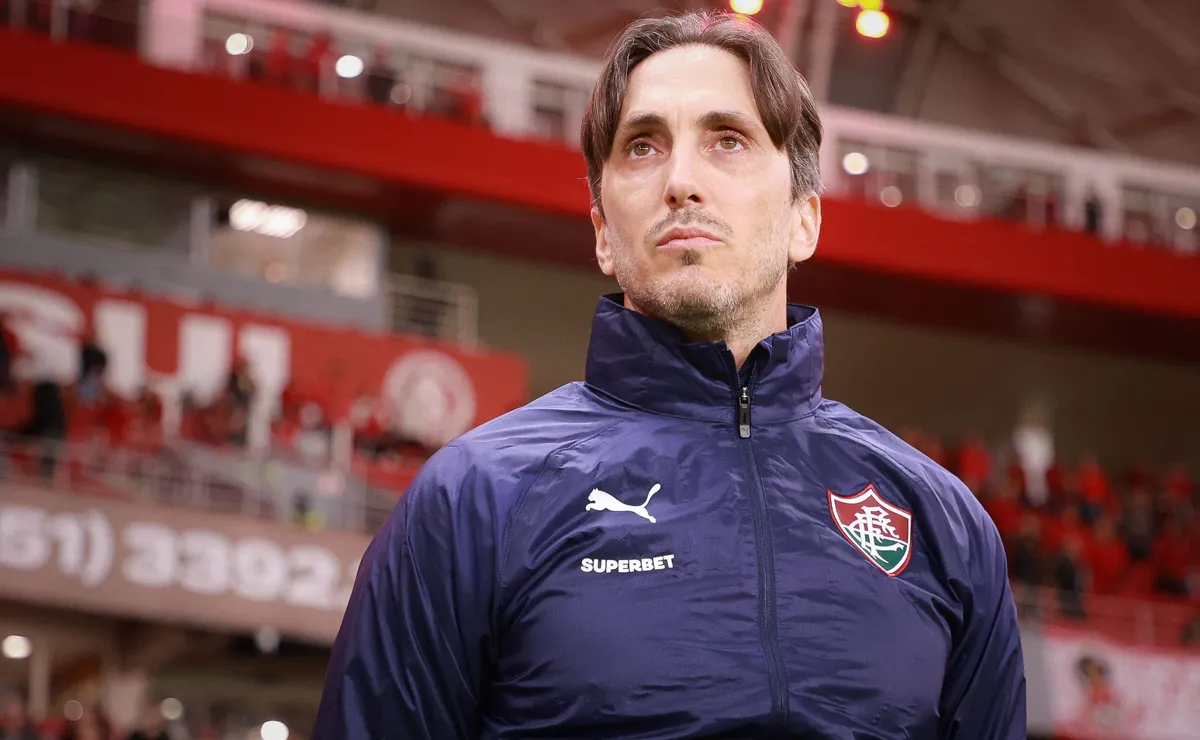 Zubeldía explica escolhas contra o Internacional e desabafa após mais uma derrota do Fluminense