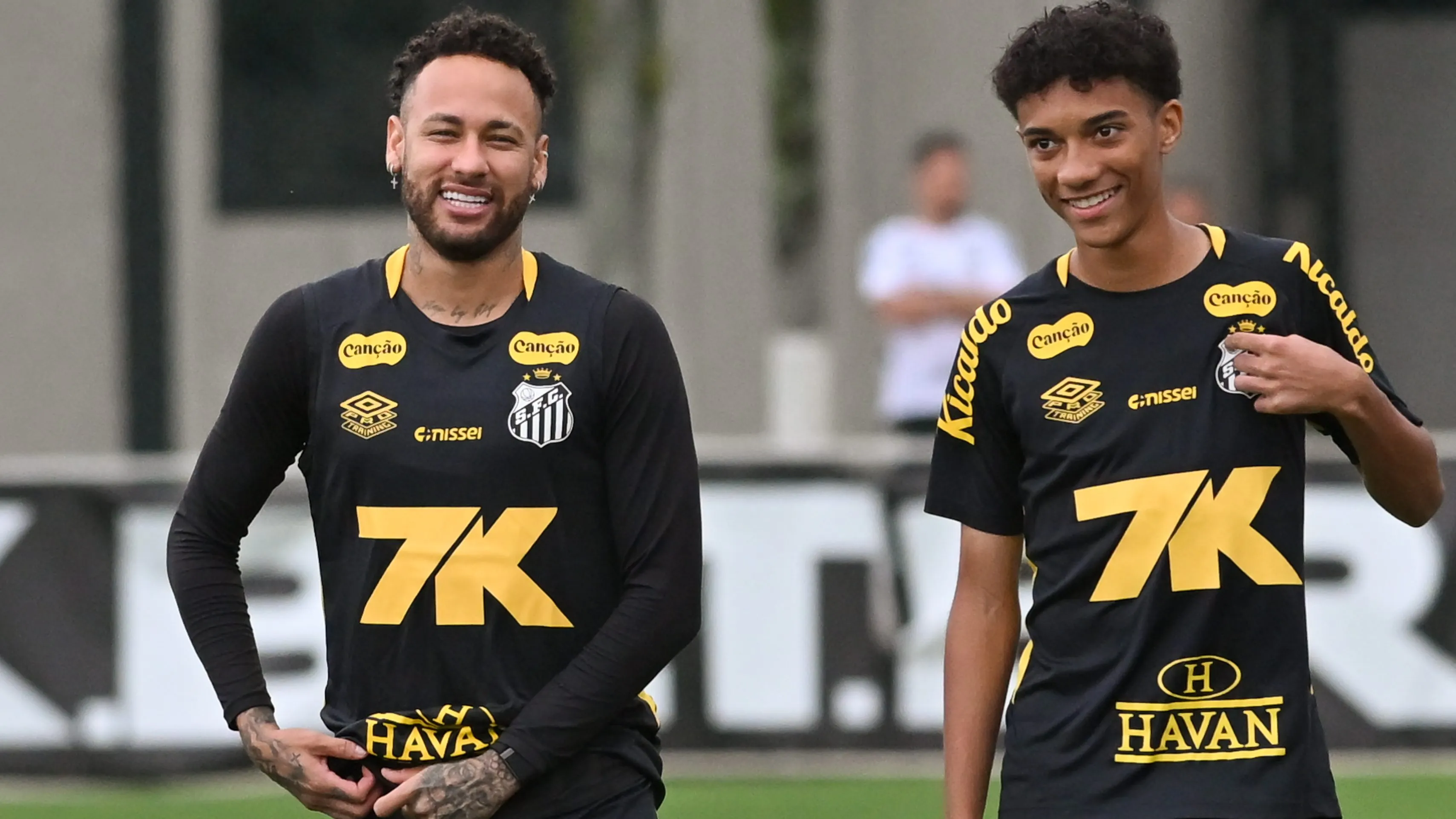Neymar e Robinho Jr. Foto: Jota Erre/AGIF