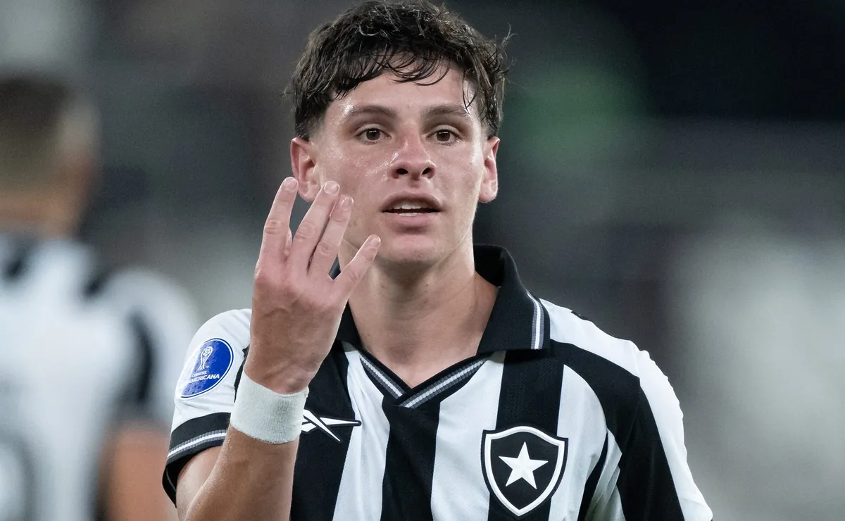 Botafogo decide vender Álvaro Montoro e espera receber até R$ 175 milhões