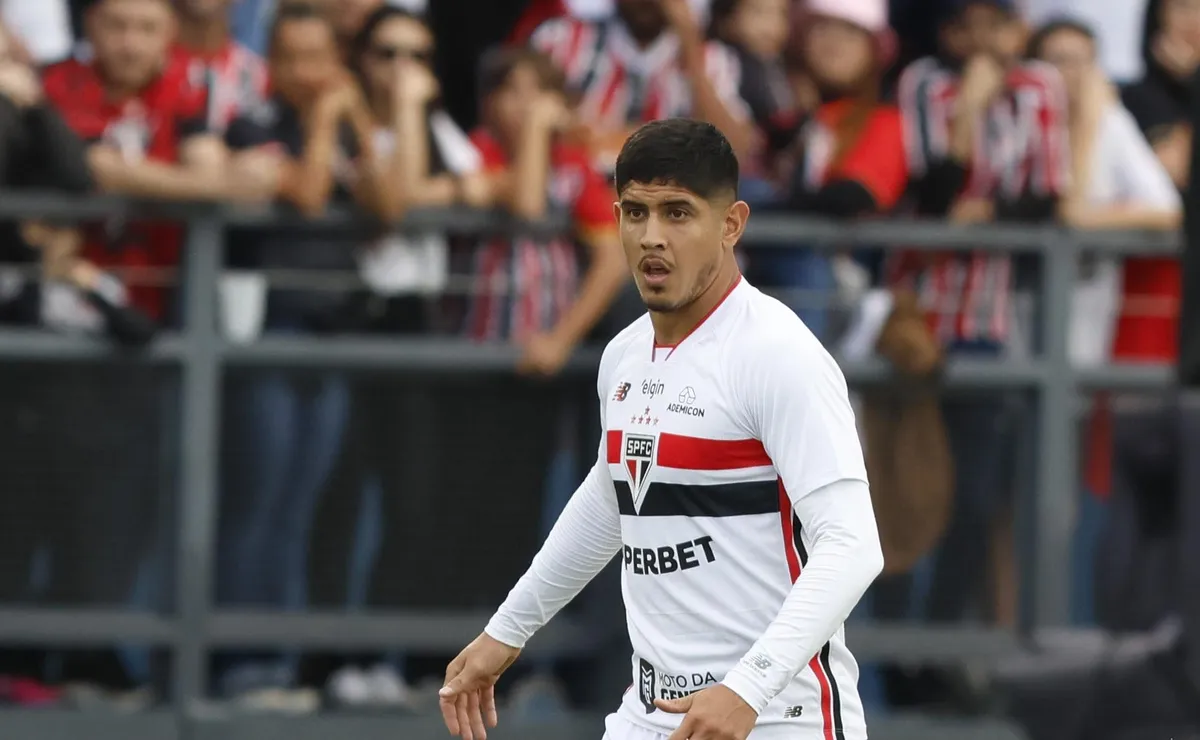 São Paulo monitora lesões de Lucas Ramon e Alan Franco