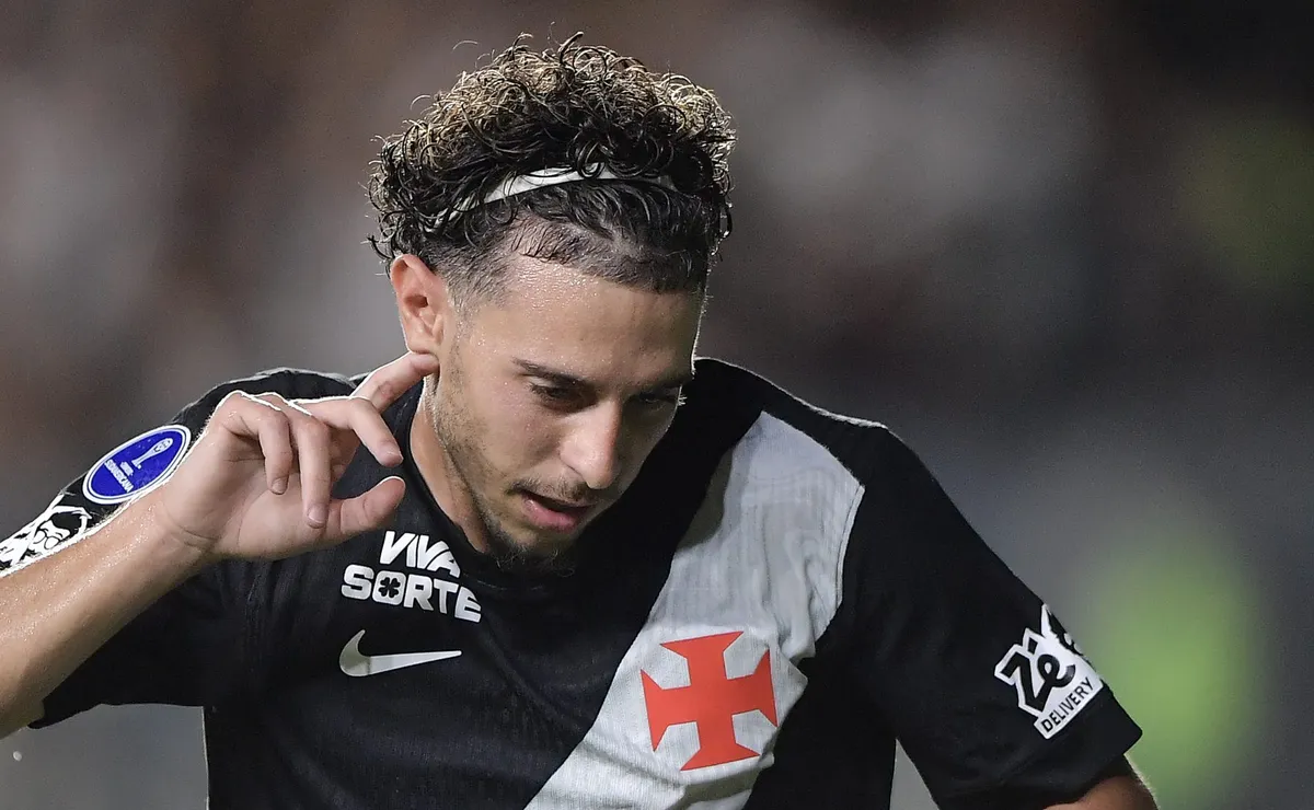 Nuno Moreira vem retomando a confiança e ganha créditos com Renato Gaúcho no Vasco