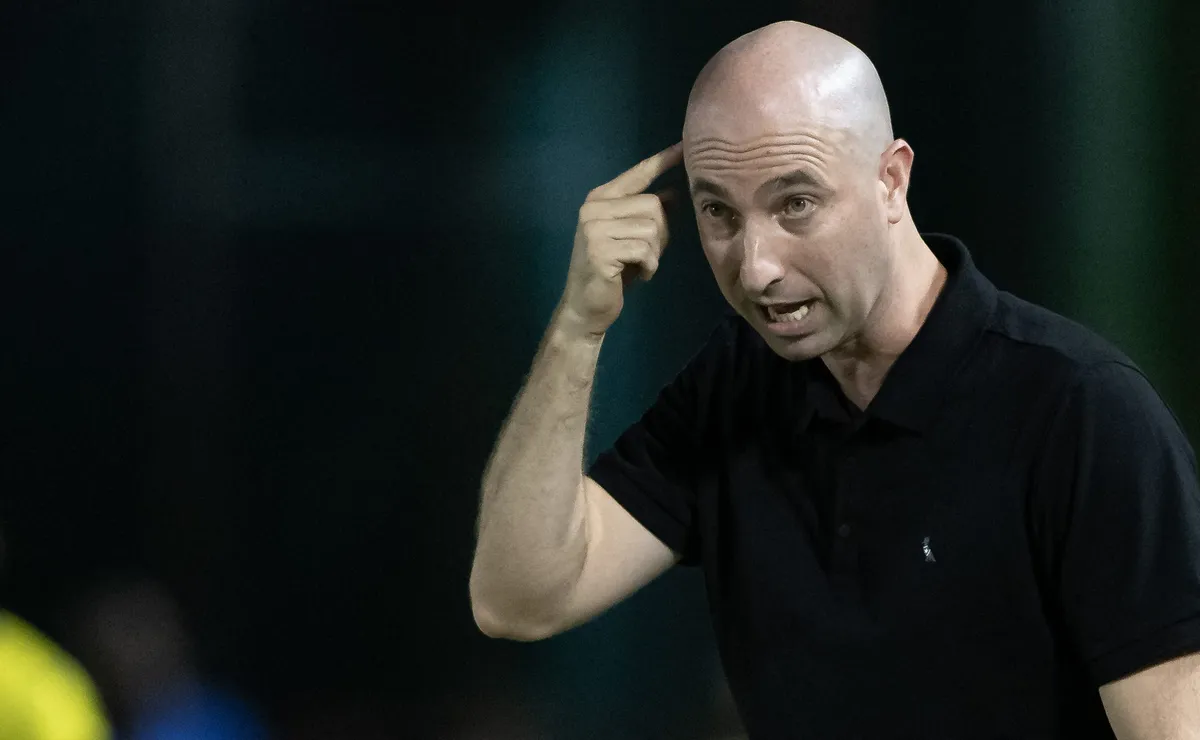 Rodrigo Bellão expõe bastidores no Botafogo e detalha plano para Wallace Davi