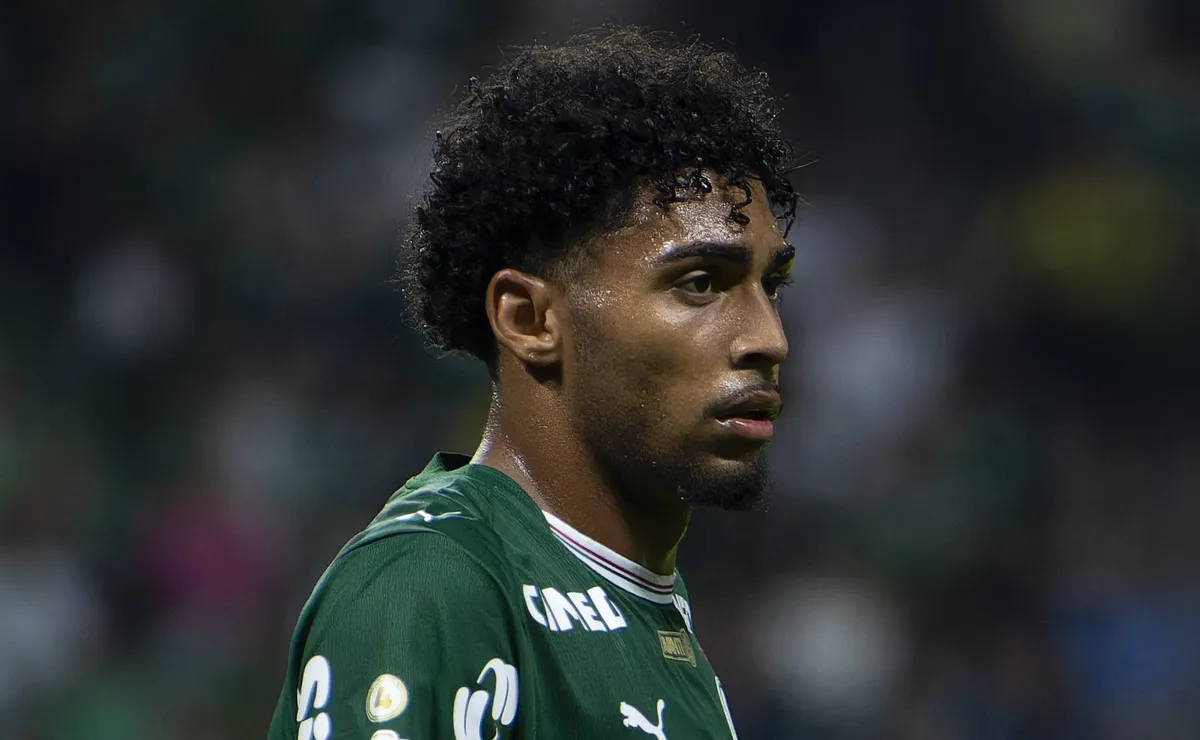 Luighi não é relacionado para enfrentar o Sporting Cristal e Erick Belé estará presente em seu lugar