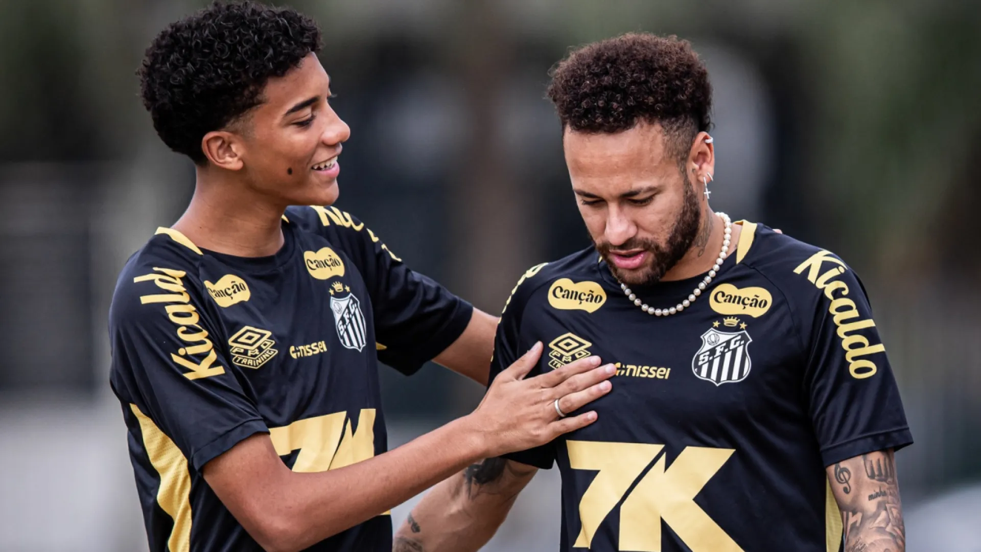 Robinho Jr e Neymar, atacante do Santos