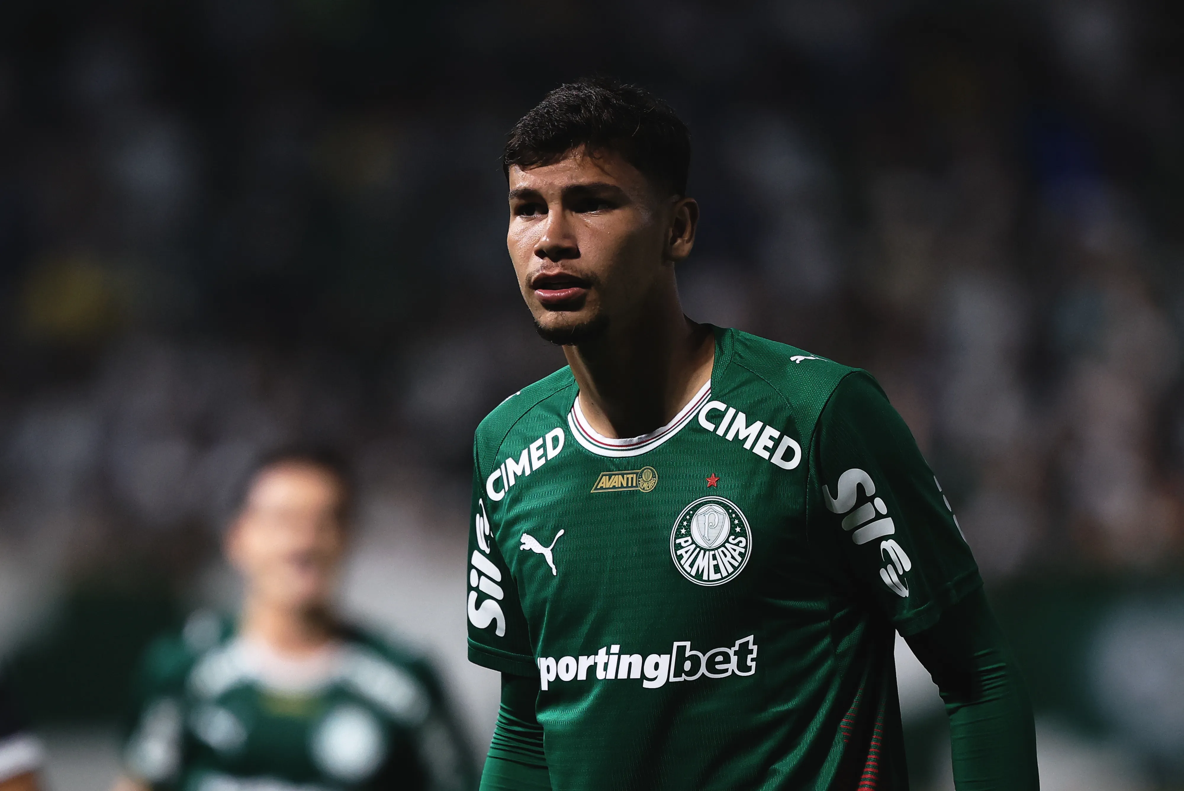 Erick Bele jogador do Palmeiras durante partida contra o Santos no estadio Arena Barueri pelo campeonato Paulista 2026. Foto: Ettore Chiereguini/AGIF
