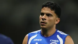 Com edema muscular, Bruno Rodrigues não viajou ao Chile para enfrentar a Universidad Católica